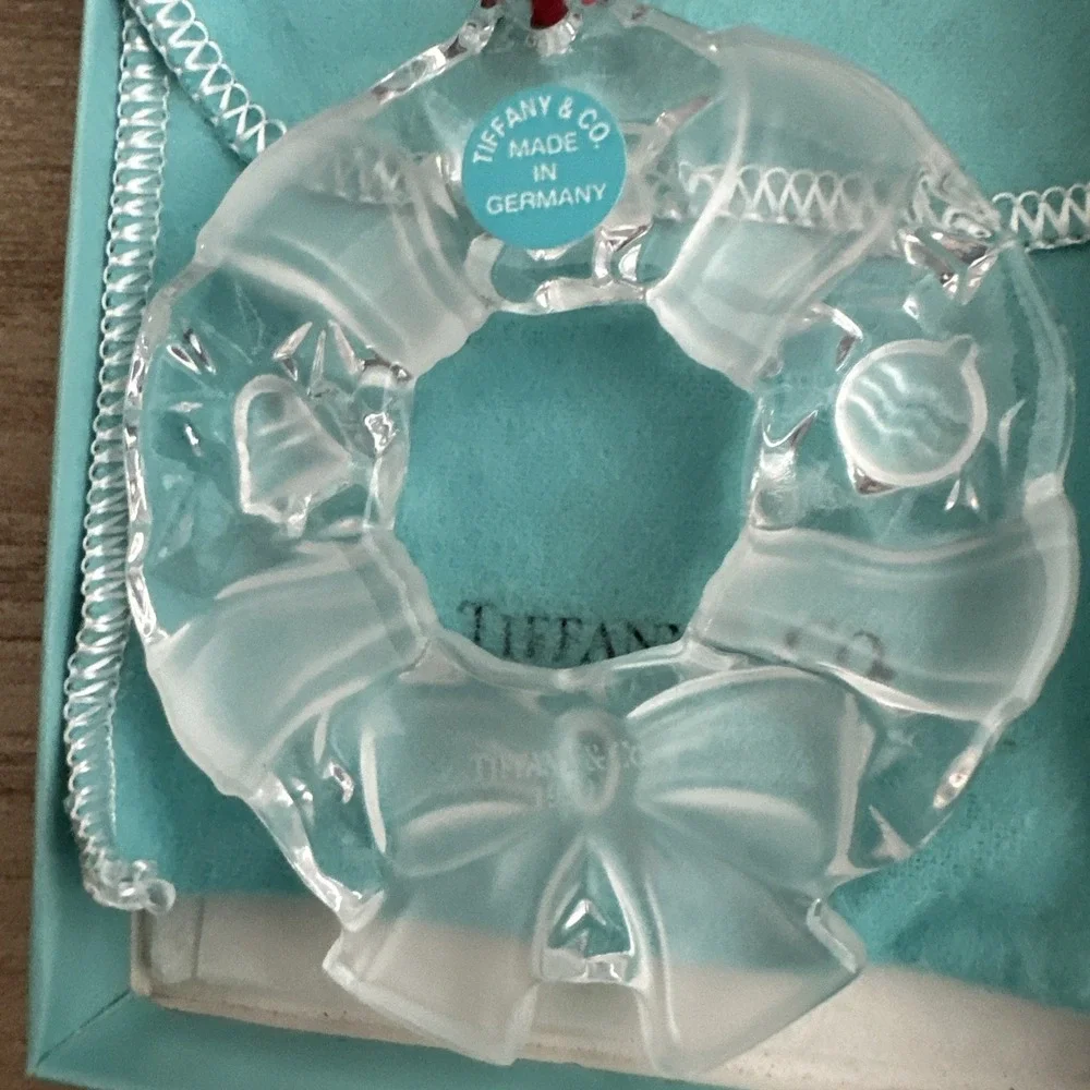 Tiffany & Co 1999‎ Crystal Wreath Christmas Ornament w/ Box & Pouch Frosted